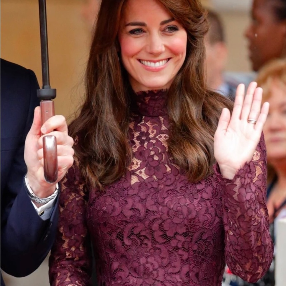 lace dress